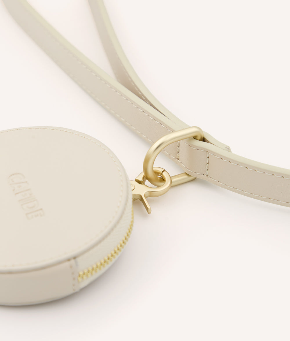 cafide-pets-walk-jala-leckerlibeutel-veganes-leder-beige image 5