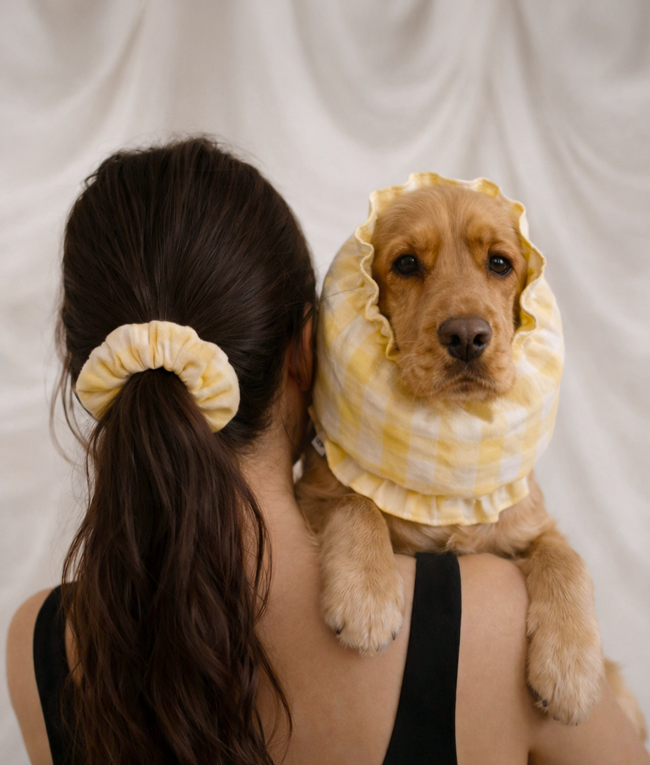 cafide-pets-accessories-noa-scrunchie-gelb-vichy-baumwolle image 2
